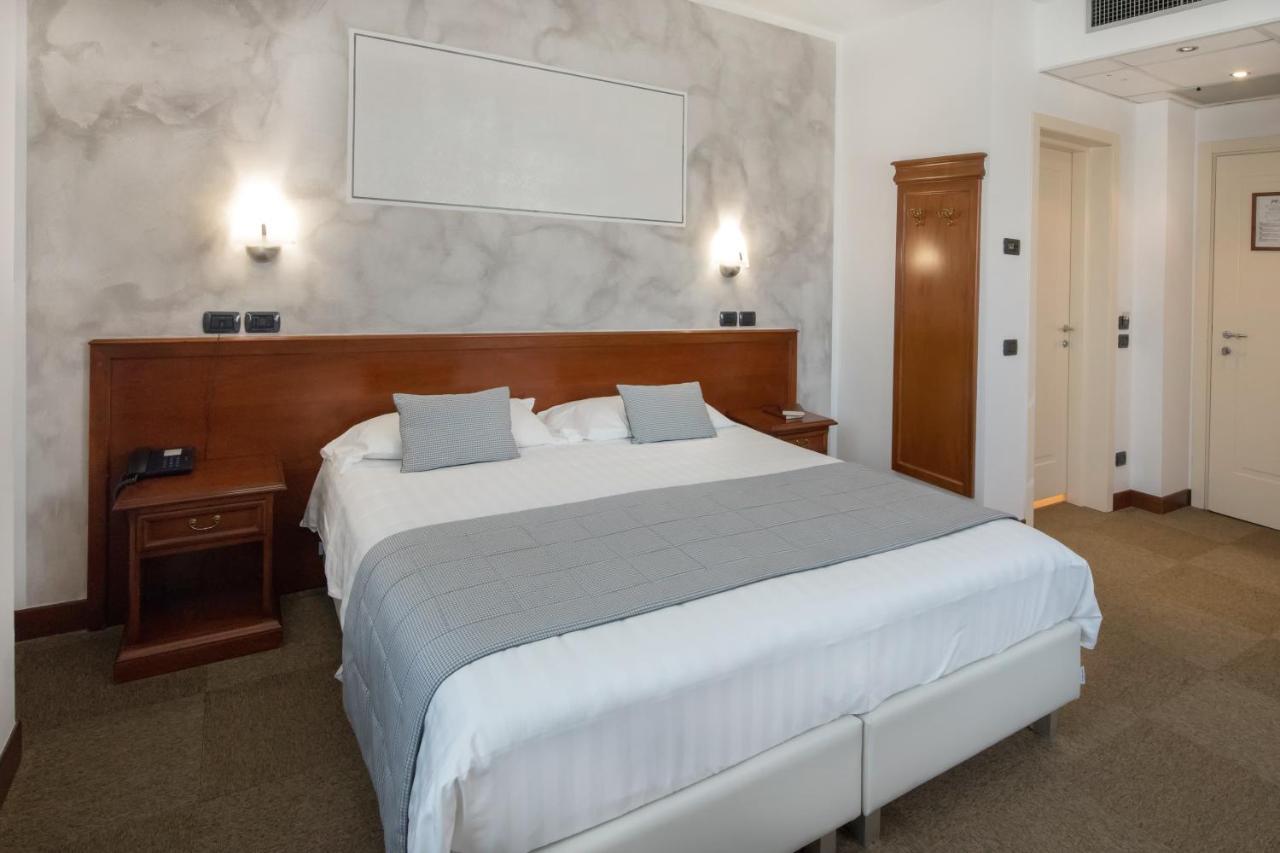 Hotel Medea (Adults Only) Alba  Exteriör bild