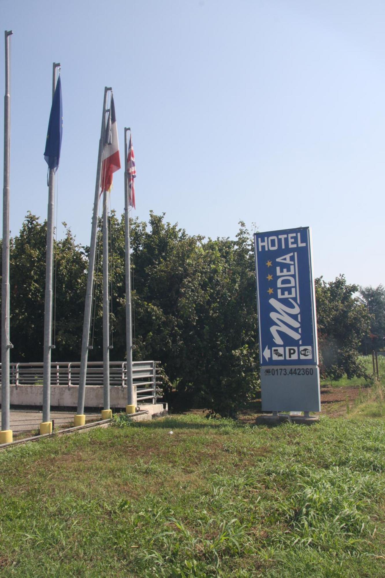 Hotel Medea (Adults Only) Alba  Exteriör bild