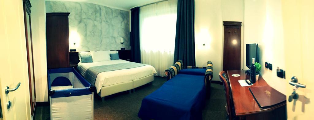 Hotel Medea (Adults Only) Alba  Exteriör bild