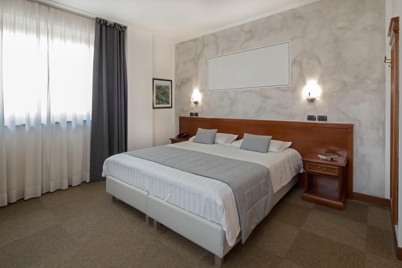 Hotel Medea (Adults Only) Alba  Exteriör bild